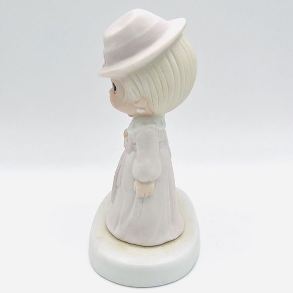 Precious Moments God Bless Our Family Porcelain Figurine. Vintage 1986. EUC - Picture 2 of 5
